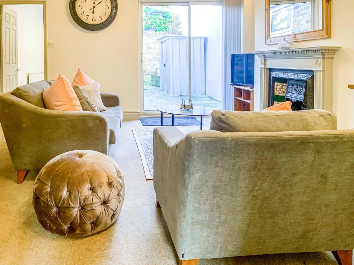 The Vines - Stunning Period Home With Free Parking York Exterior foto